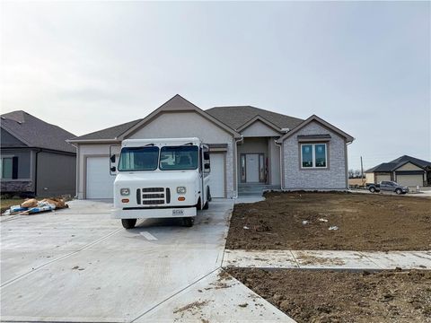 12800 S Foxborough Court, Lee\'s Summit, MO 64086 - MLS#: 2584935