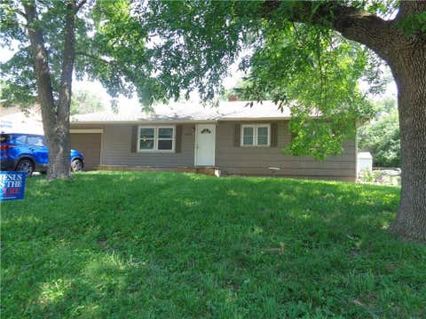 Photo of 529 N 81ST Terrace, Kansas City, KS 66112 (MLS # 2633622)