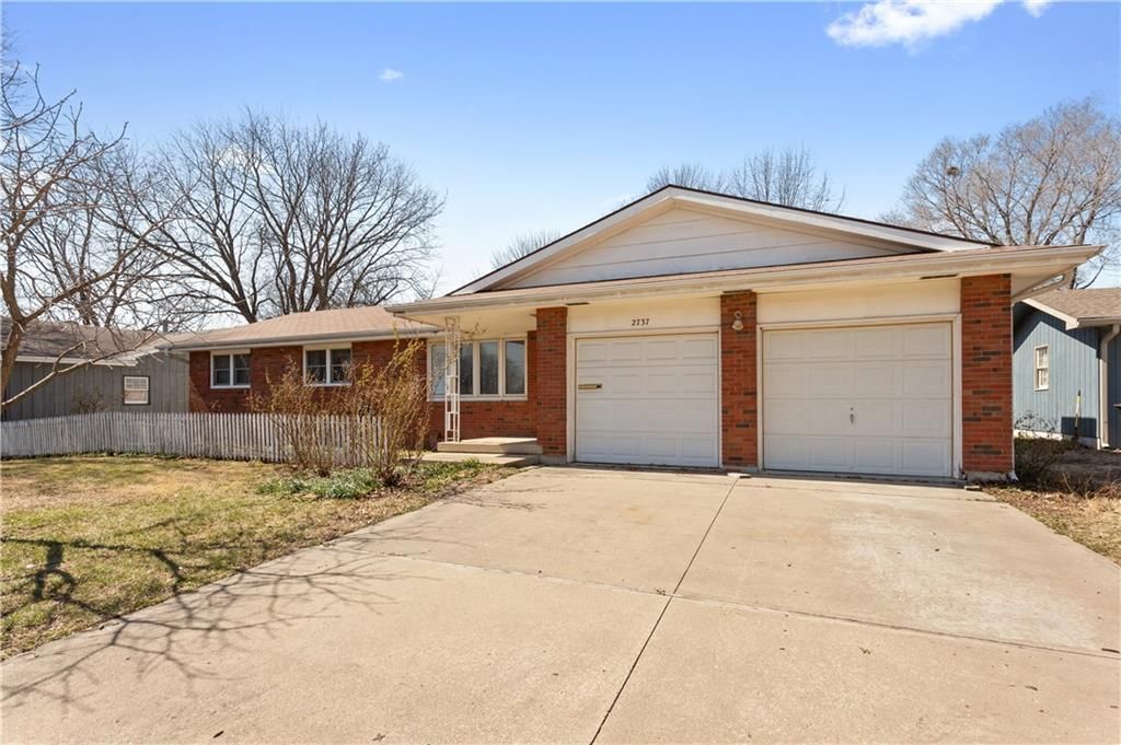Photo of 2737 Alabama Street, Lawrence, KS 66046 (MLS # 2608551)