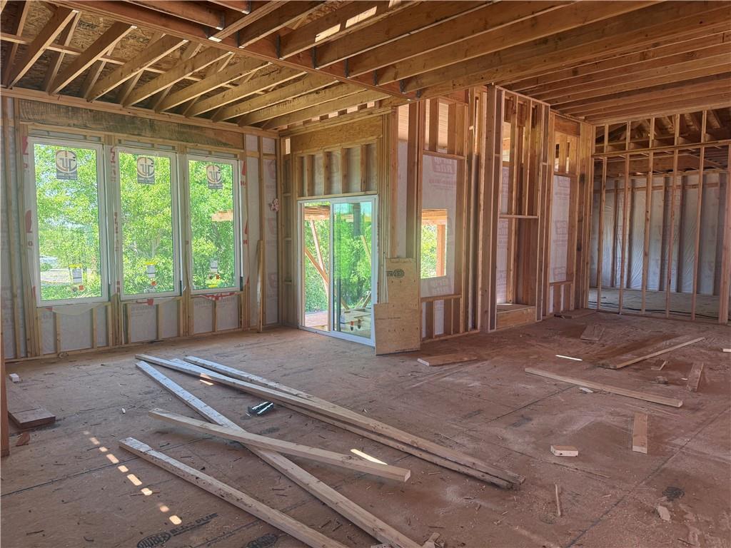 18473 Mohawk Lane