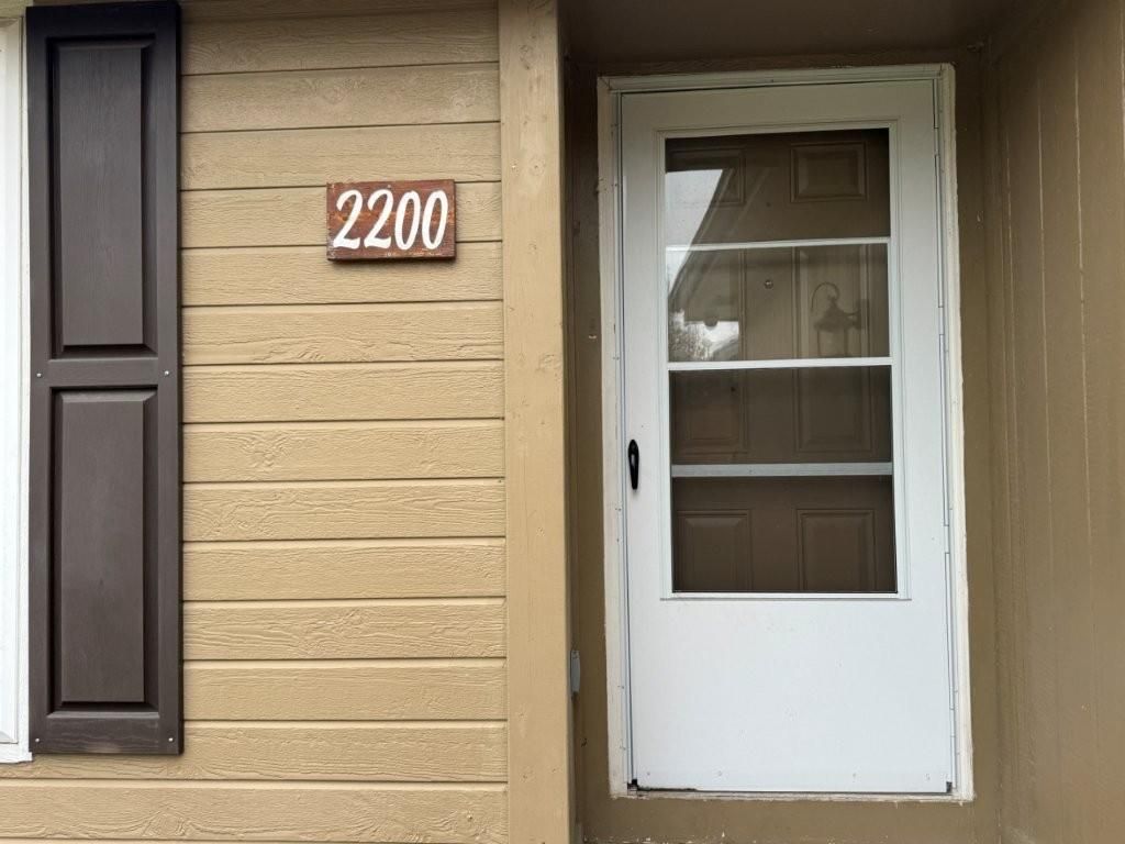 Photo of 2200 NW Harbor Place, Blue Springs, MO 64015 (MLS # 2592084)