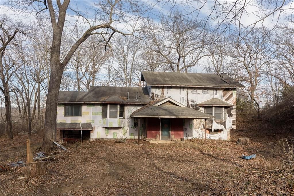 Photo of 722 N 7TH Street, Edwardsville, KS 66111 (MLS # 2592522)