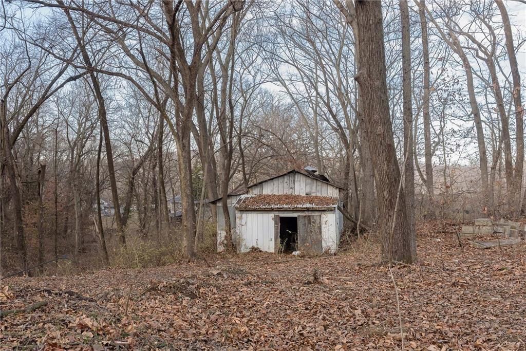 Photo of 722 N 7TH Street, Edwardsville, KS 66111 (MLS # 2592522)