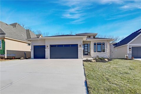 24912 W 98th Place Lenexa KS 66227