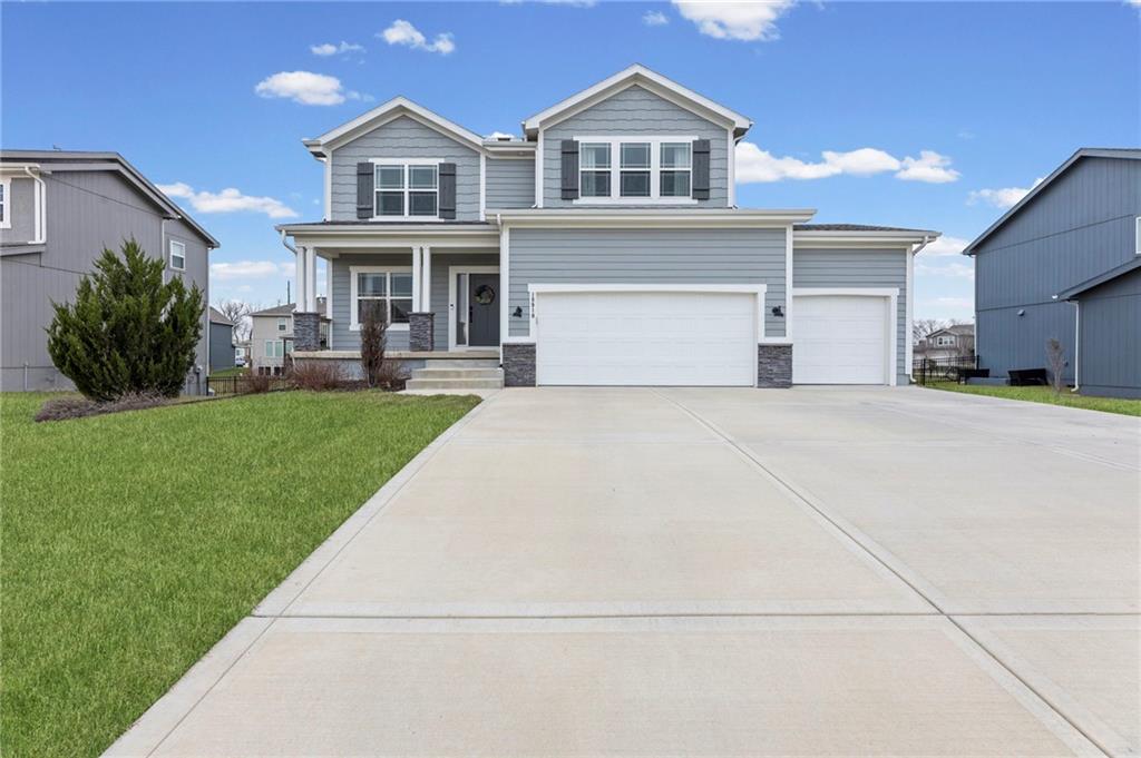 18910 Ocheltree Street