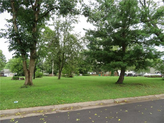405 E OTTAWA ST, PAOLA, KS 66071 - Image b4ea101b9beb3ac497f58683bfaec7bb/112572839