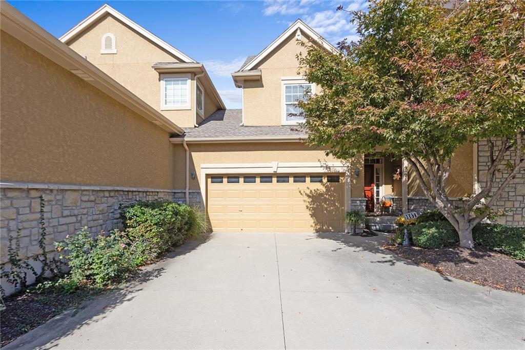 9807 Nieman Place

                                                                             Overland Park                                

                                    , KS - $440,000