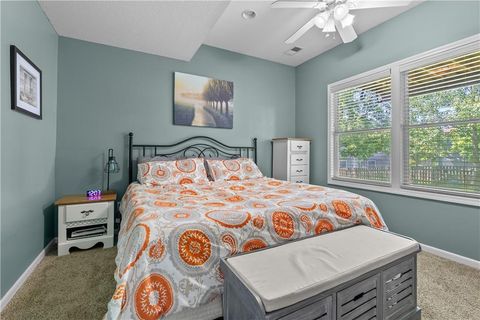 Tiny photo for 1114 Crimson Lane, Liberty, MO 64068 (MLS # 2619573)
