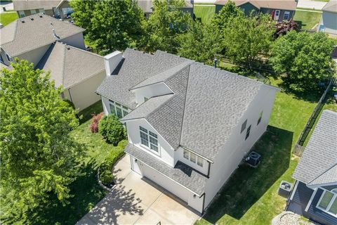 Tiny photo for 1114 Crimson Lane, Liberty, MO 64068 (MLS # 2619573)
