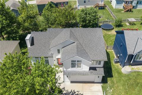 Tiny photo for 1114 Crimson Lane, Liberty, MO 64068 (MLS # 2619573)