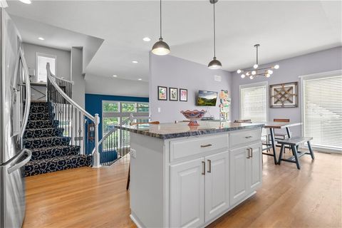 Tiny photo for 1114 Crimson Lane, Liberty, MO 64068 (MLS # 2619573)