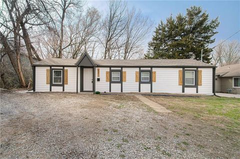 531 W Loula Street, Olathe, KS 66061 - MLS#: 2542592