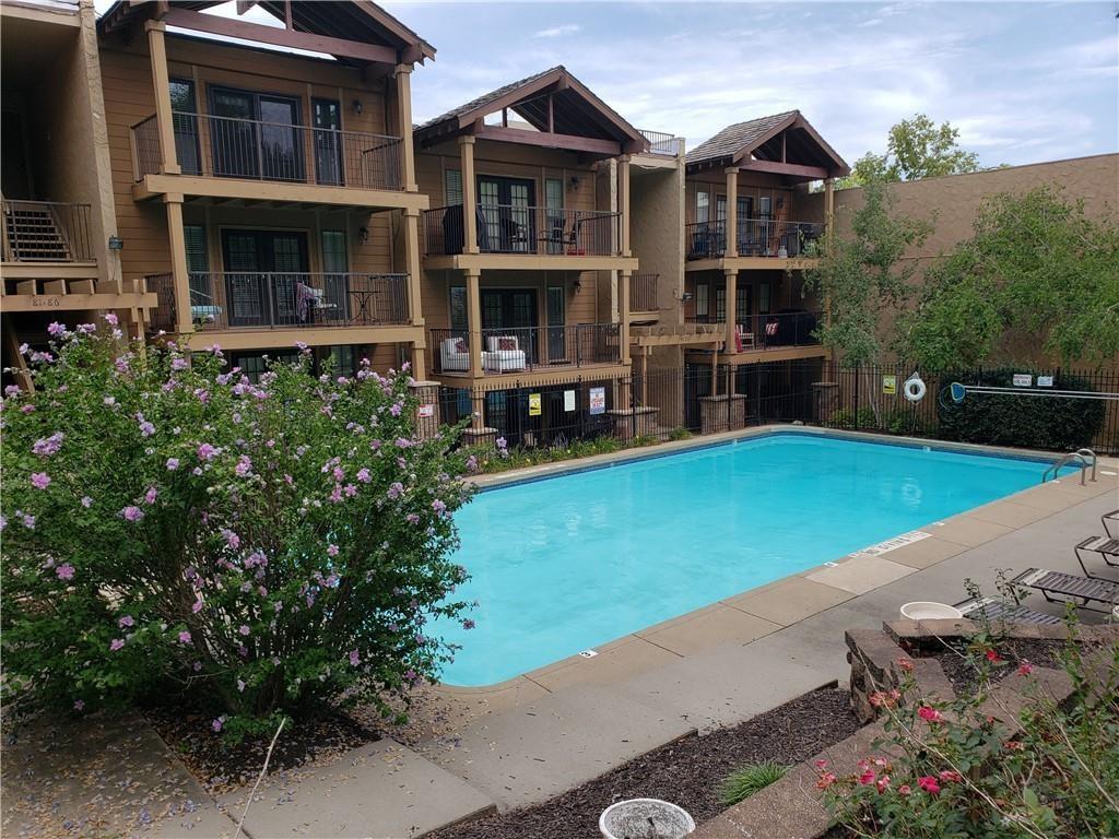 4727 Jarboe Street 102