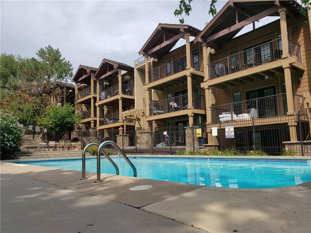 4727 Jarboe Street 102