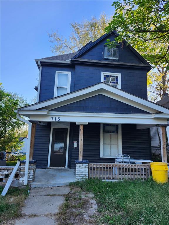 715 Lafayette Avenue