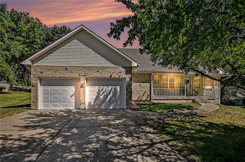 Photo of 19108 E 27th St Court, Independence, MO 64057 (MLS # 2644039)