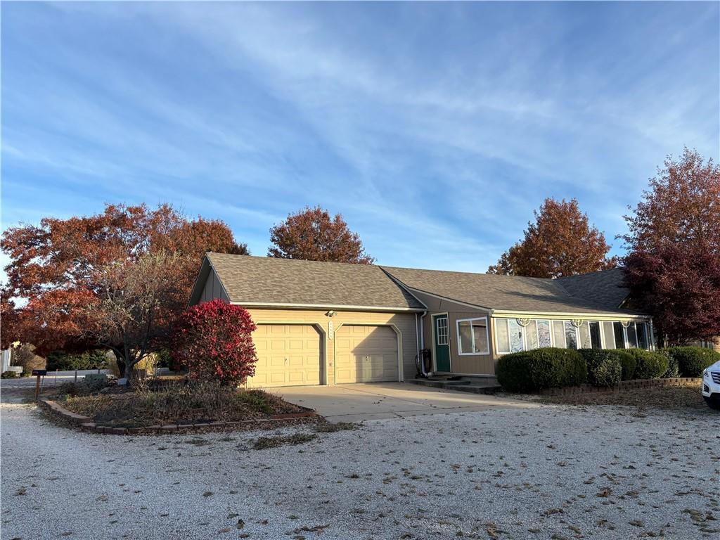 25595 Rockville Road