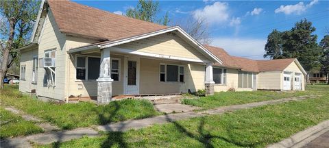712 N 2nd Street, Iola, KS 66749 - MLS#: 2612717