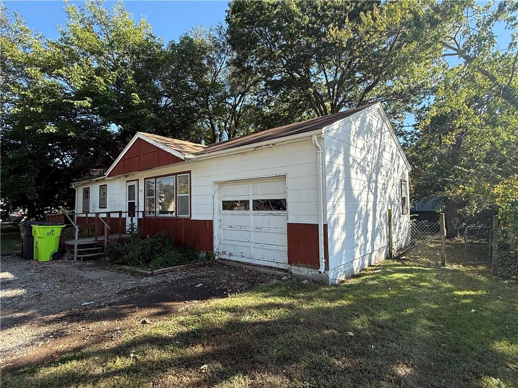 315 W North Avenue