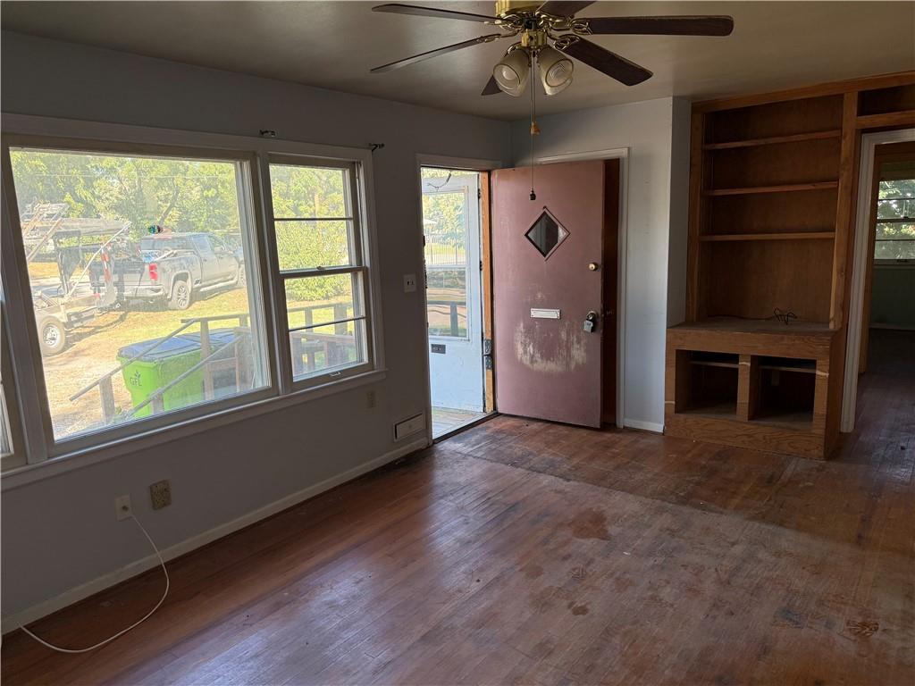 315 W North Avenue