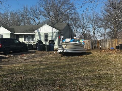 512 Atchison Street Oskaloosa KS 66066