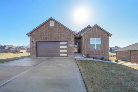 3229 N 109th Place Kansas City KS 66109