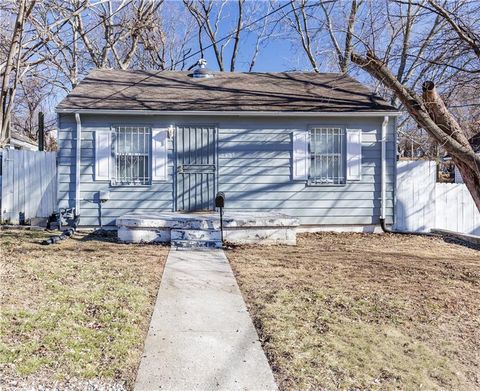 2457 Poplar Avenue, Kansas City, MO 64127 - #: 2597295