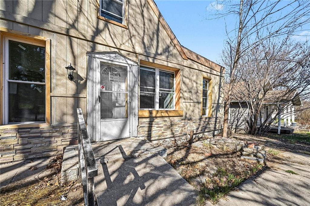 1613 Clifford Street