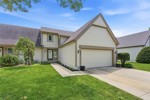 Photo of 12011 E 86 Street, Kansas City, MO 64138 (MLS # 2619876)