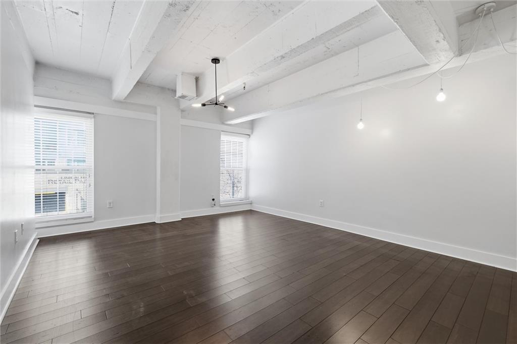 3001 Gillham Road 201