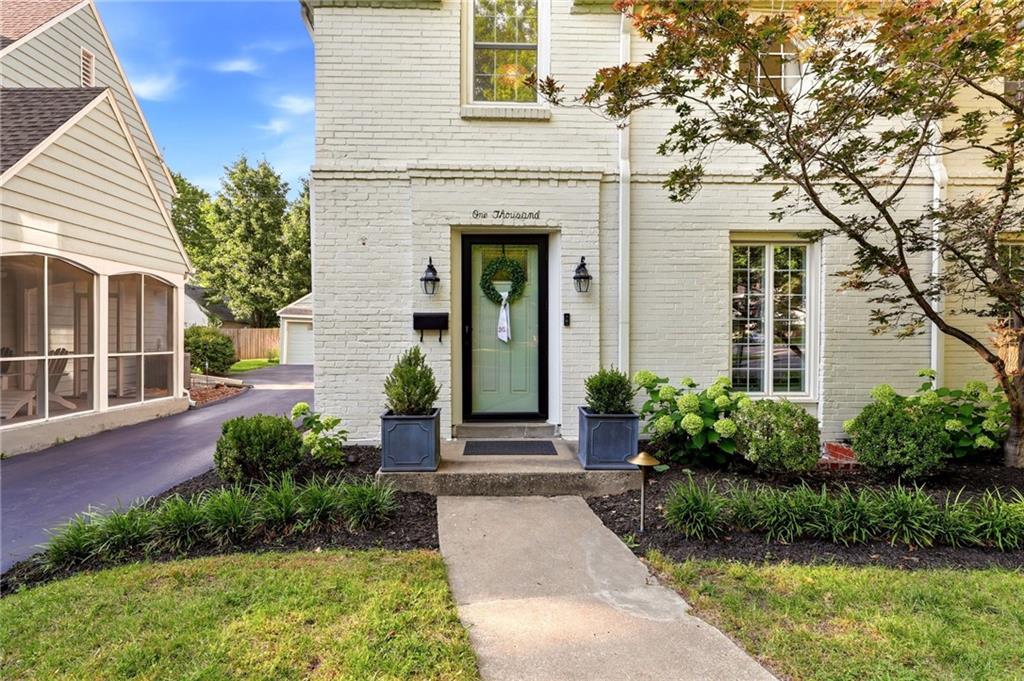 1000 W Gregory Boulevard