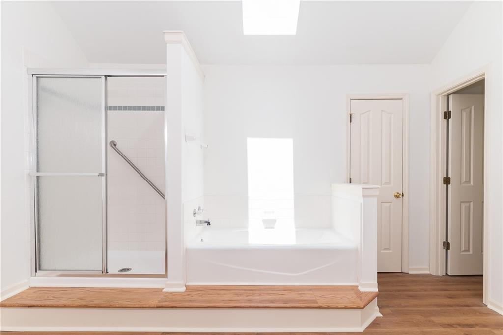 Olathe, Kansas 66062, United States, 4 Bedrooms Bedrooms, ,3 BathroomsBathrooms,Residential,Active,160829