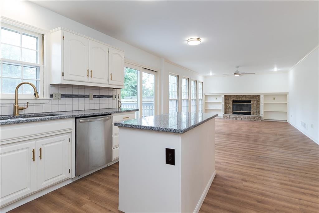 Olathe, Kansas 66062, United States, 4 Bedrooms Bedrooms, ,3 BathroomsBathrooms,Residential,Active,160829