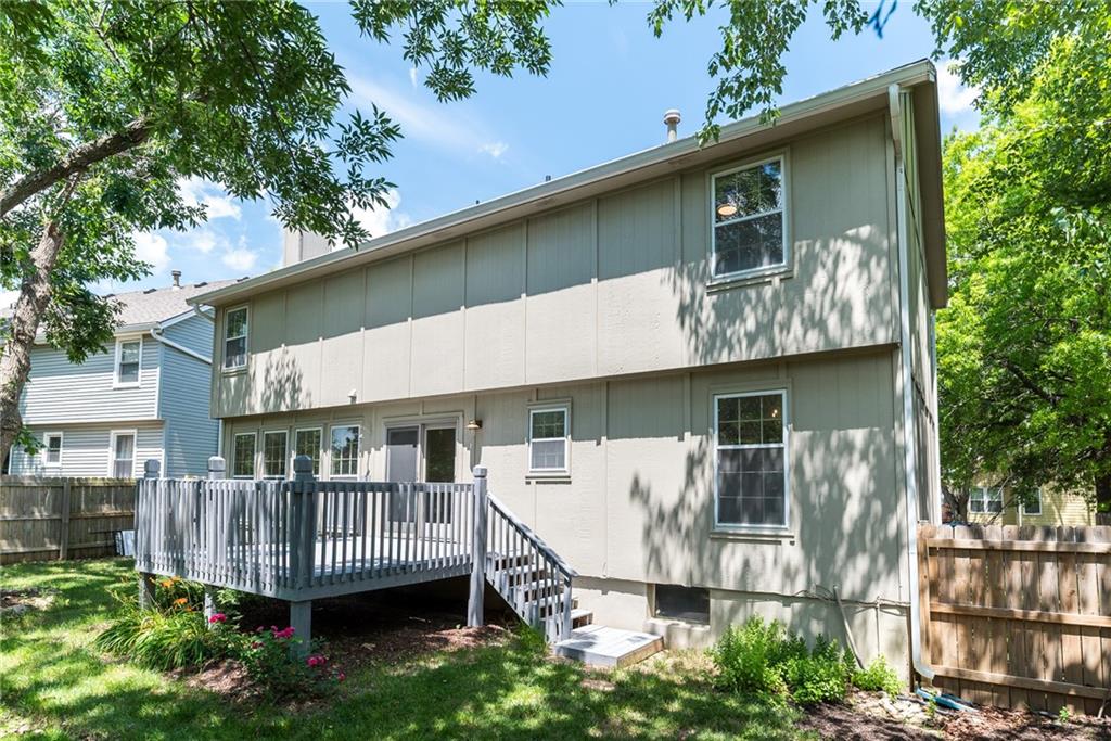 Olathe, Kansas 66062, United States, 4 Bedrooms Bedrooms, ,3 BathroomsBathrooms,Residential,Active,160829