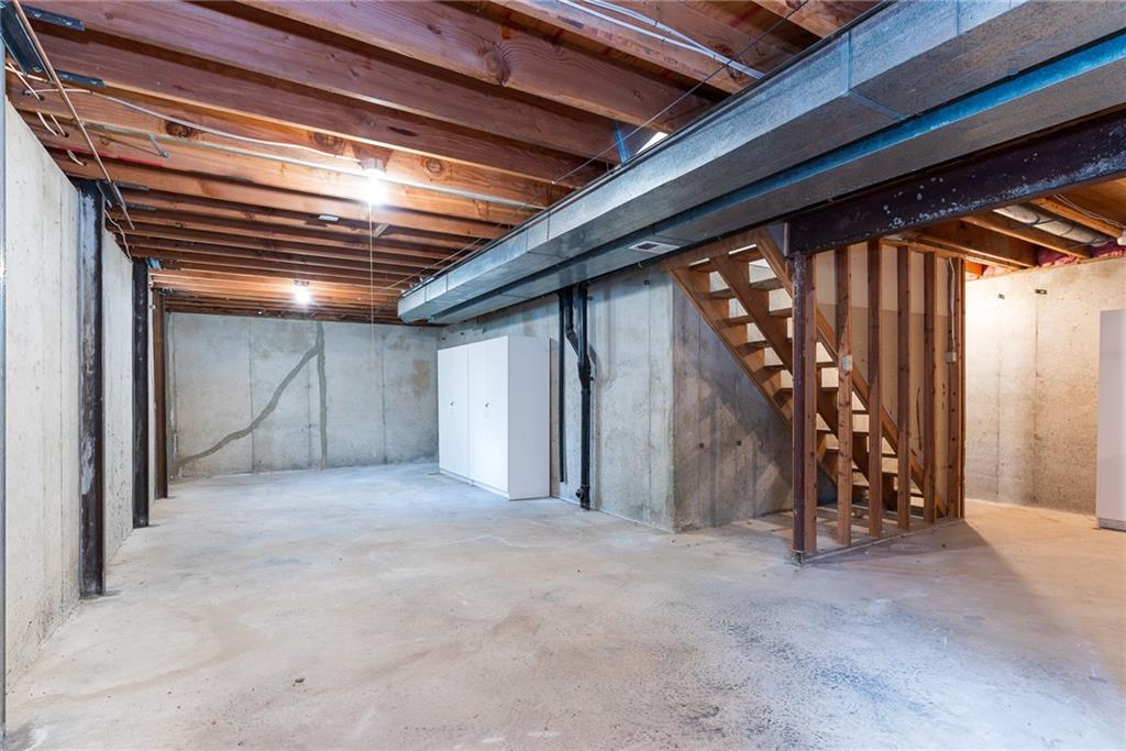 Olathe, Kansas 66062, United States, 4 Bedrooms Bedrooms, ,3 BathroomsBathrooms,Residential,Active,160829