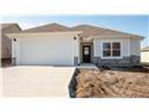 1300 NE Sequoia Court Oak Grove MO 64075