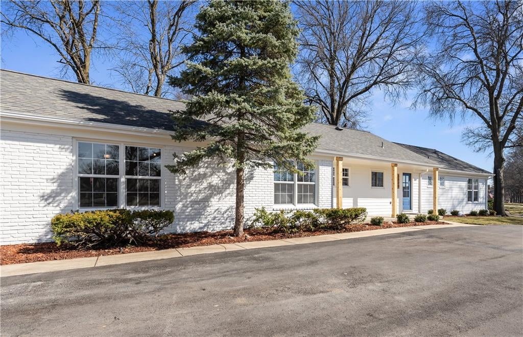 3520 W 93rd Street