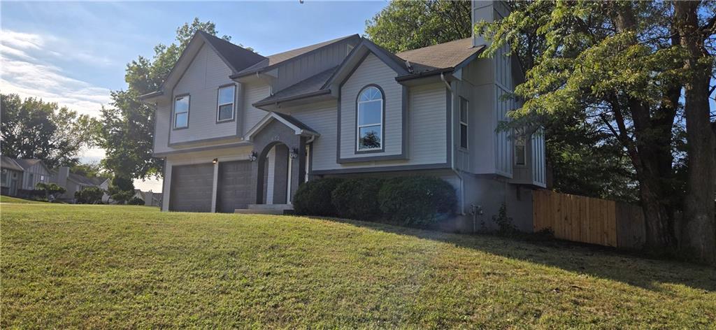 632 NE Bristol Drive