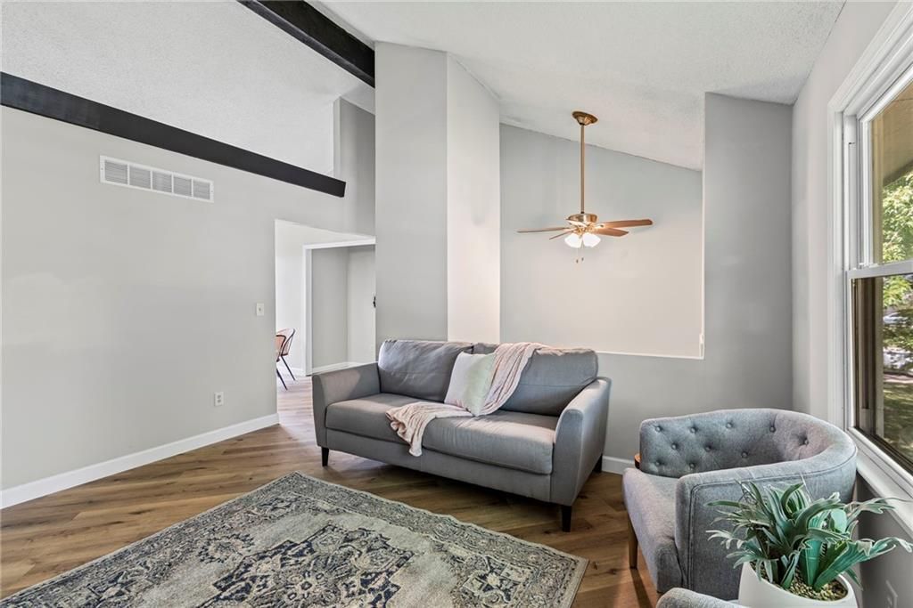 Photo of 507 Vivian Street, Liberty, MO 64068 (MLS # 2581392)