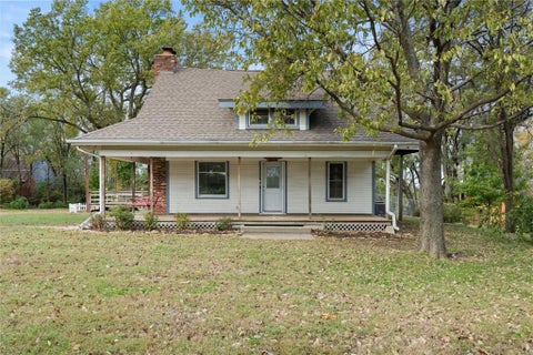 Photo of 2333 SE Tecumseh Road, Tecumseh, KS 66542 (MLS # 2645734)