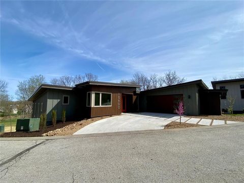 10600 Chateau Lane Parkville MO 64152