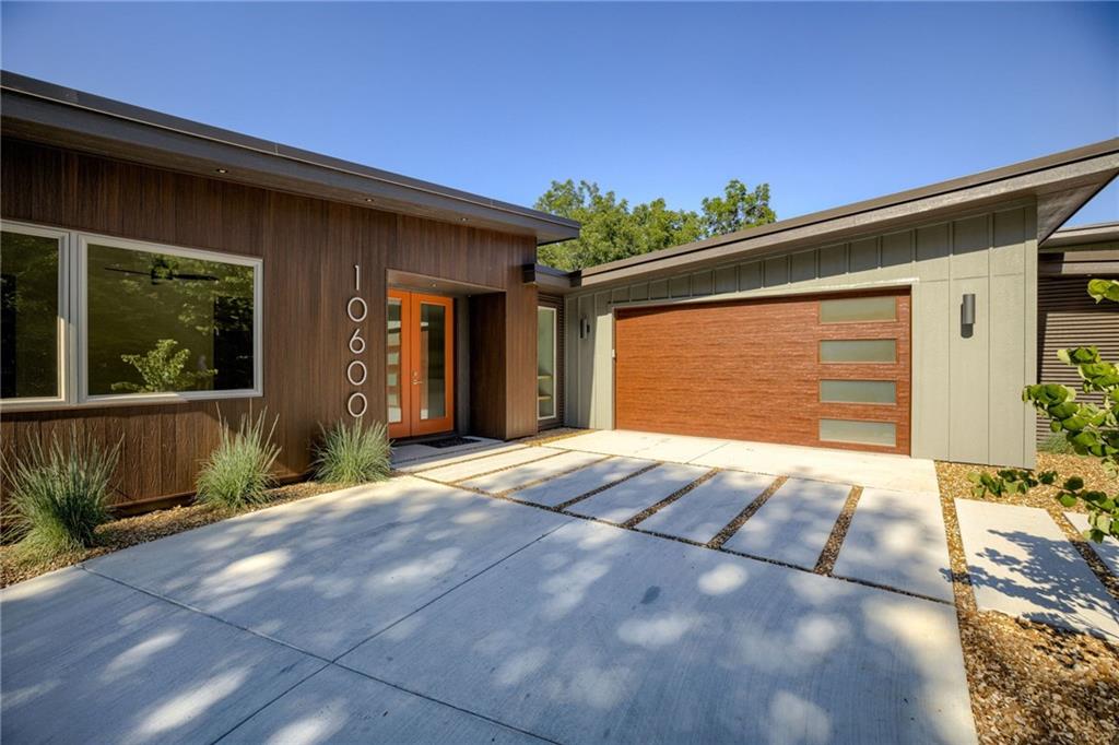 10600 Chateau Lane