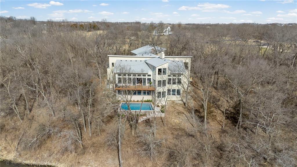 16371 Lake Point Drive
