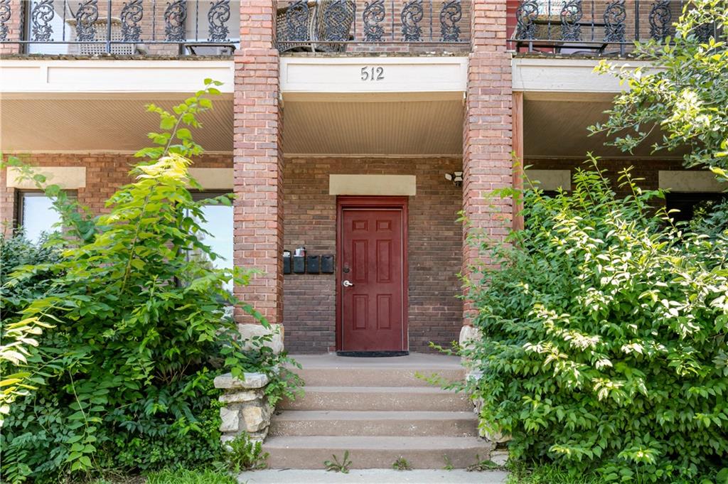 512 TROOST Avenue
