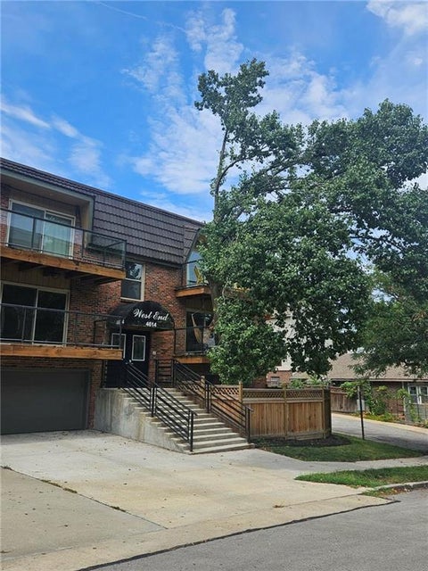 Photo of 4614 Holly Street #3, Kansas City, MO 64112 (MLS # 2633968)