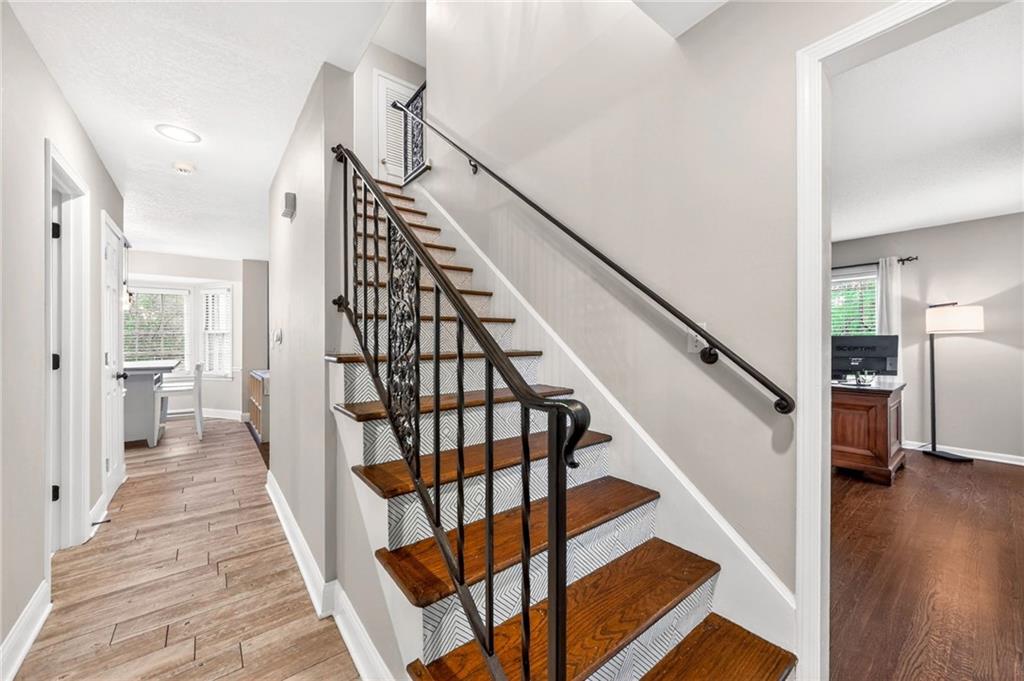 4301 NE 48th Terrace