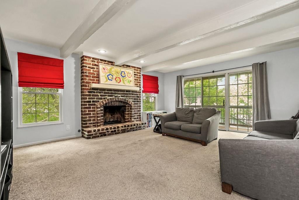 5716 Metcalf Court