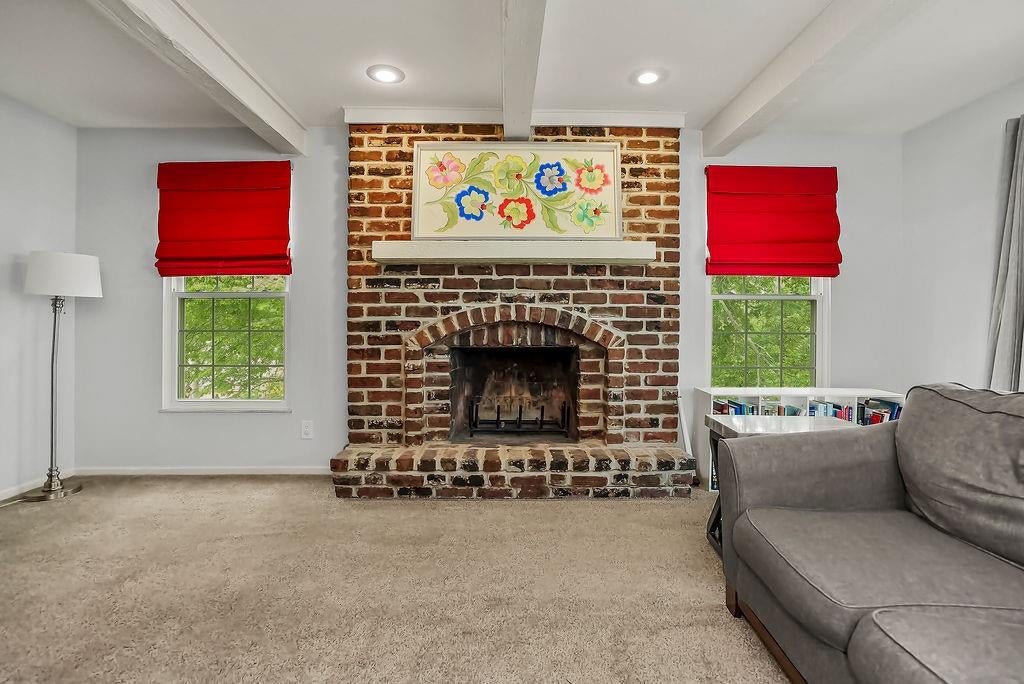 5716 Metcalf Court