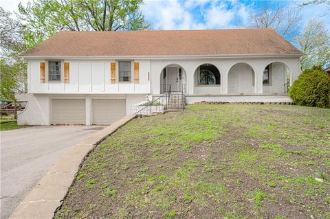 12706 Corrington Avenue, Grandview, MO 64030 - MLS#: 2614328
