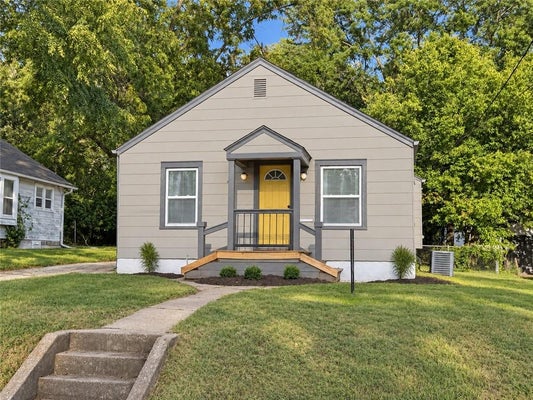 1125 S DODGION AVE, INDEPENDENCE, MO 64050 - Image b732eb208d07bcee90cb837704fbfcd8/3927875910